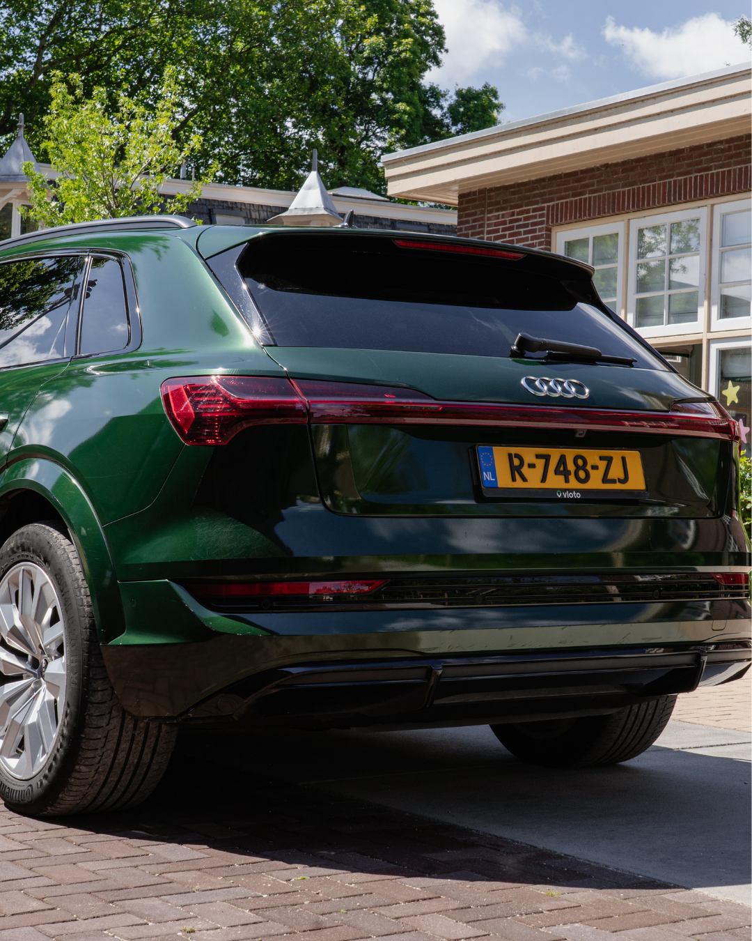 Caroussel coby website (6)